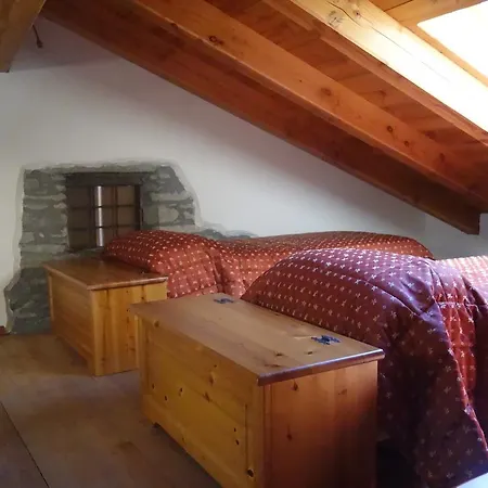 Auberge Lou Creton Di Lui Hostel *