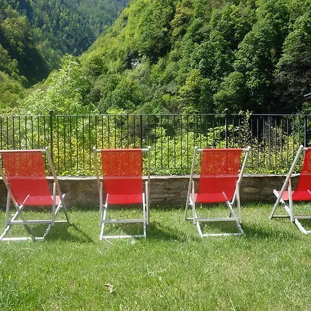 Lou Creton Di Lui Hostel *