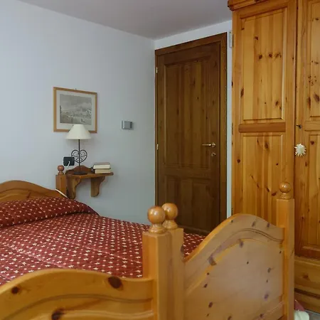 Auberge Lou Creton Di Lui Hostel