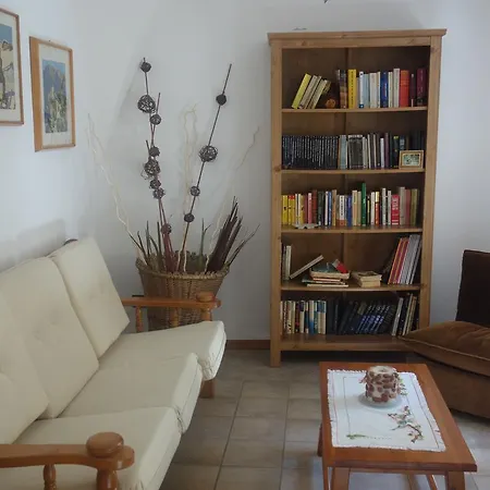 Hostel Lou Creton Di Lui