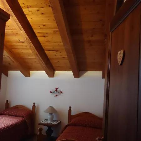 Auberge Lou Creton Di Lui Hostel